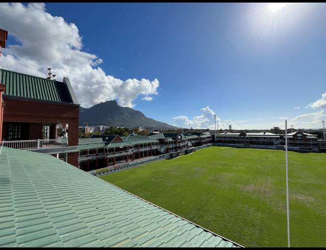 74M² OFFICE TO LET IN CLAREMONT